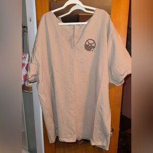 Kind of fit kind of fat oversized gym shirt